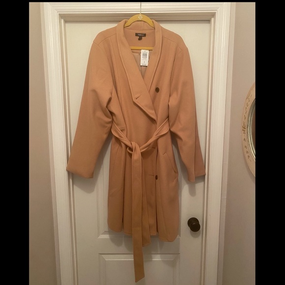 NWT Torrid Beige Brushed Asymmetrical A-Line Coat size 4 - Picture 8 of 11